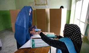 On 5 April 2014, voters formed long queues at the Zarghuna Girls High School polling centre in Kabul,casting ballots to elect the countrys successor to President Hamid Karzai and members of 34 Provincial Councils.