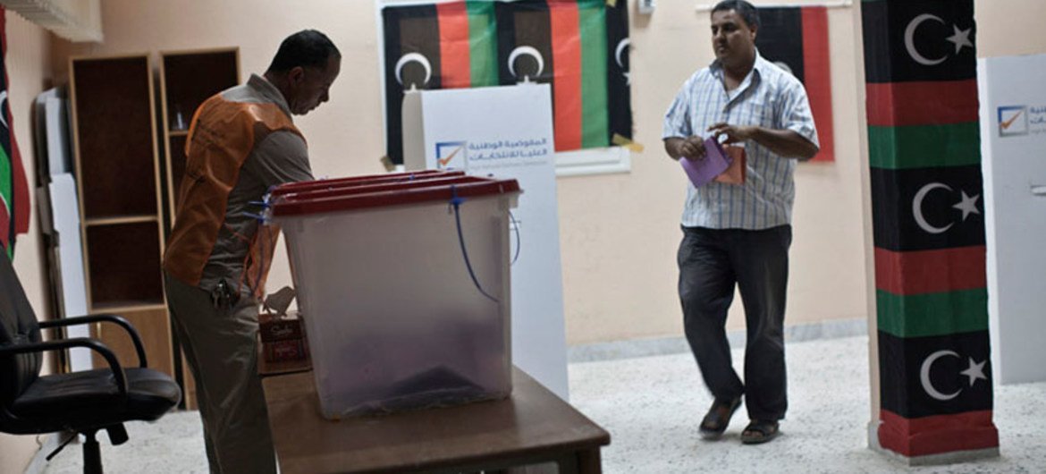 Votaciones en las elecciones parlamentarias del 25 de junio de 2014 en Libia  Foto:UNSMIL/Iason Athanasiadis