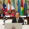 الأمين العام بان كي مون في مؤتمر قمة الاتحاد الأفريقي ال 23 في مالابو، غينيا الاستوائية. صور الأمم المتحدة / إسكندر ديبيبي