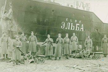 The “Battleship Elba”carrying the first battalion of the Estonian Regiment to Saaremaa Island in 1917.
