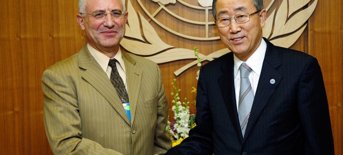 Secretary-General Ban Ki-moon (right) with new Special Envoy for the Great Lakes region, Said Djinnit (April 2008).