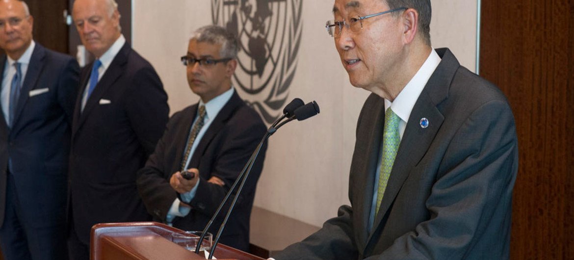 Secretary-General Ban Ki-moon briefs reporters on crash of Malaysia Airlines flight.