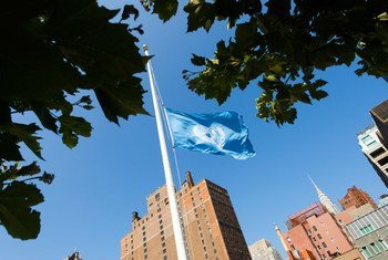 The UN flag flies at half-mast at the Organization’s Headquarters in New York, in memory of fallen colleagues who lost their lives in the conflict in Gaza.