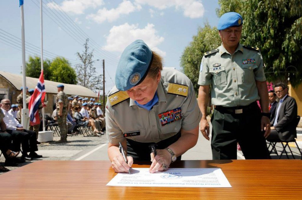 2014年8月，伦德少将与来自中国的刘超少将签署交接文件，正式接替后者，成为联合国驻塞浦路斯维和部队的指挥官。