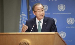Secretary-General Ban Ki-moon addresses journalists at UN Headquarters.