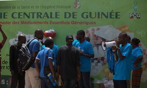 UNICEF and Partners take to the streets of Conakry, the capital of Guinea, to provide information on how to combat the Ebola outbreak as well as distribute soap and chlorine.