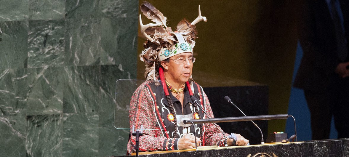 “奥农达加国”（Onondaga Nation）首领斯德希尔（ Tadodaho Sid Hill）在联合国土著问题常设论坛上表达他对人类的存在的理解。