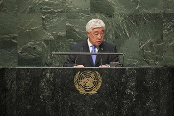 Foreign Minister Erlan A. Idrissov of Kazakhstan addresses the General Assembly.