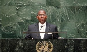 Prime Minister Gabriel Arcanjo Ferreira da Costa of the Democratic Republic of Sao Tome and Principe addresses the General Assembly.