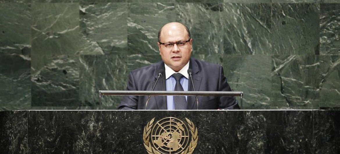 Foreign Minister Jamal Abdullah Al-Sallal of Yemen addresses the General Assembly.