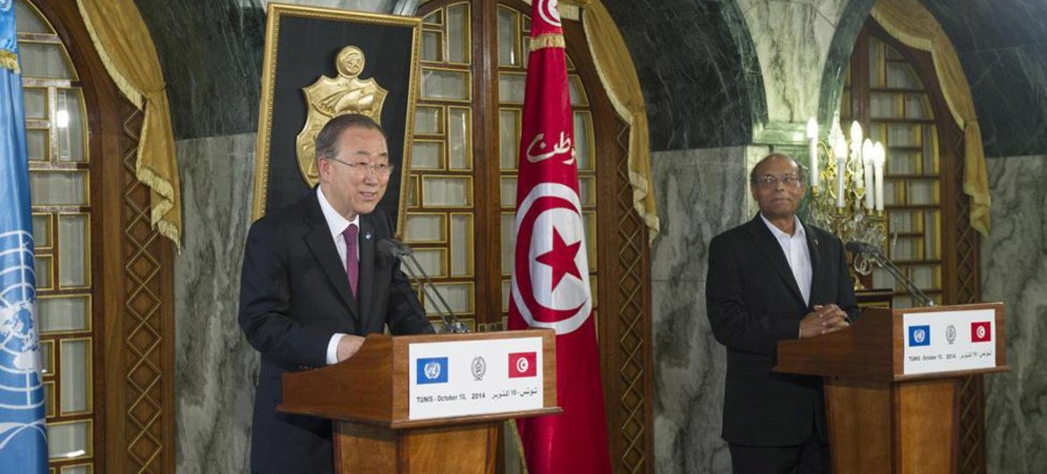 Secretary-General Ban Ki-moon (left) jointly addresses journalists with Mohamed Moncef Marzouki, President of Tunisia.