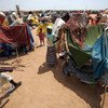 Desplazados en el campamento de Kalma, Darfur del Sur. Foto de archivo: UNAMID/Albert González Farran