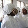 Trabajadores de salud contra el ébola. Foto: UNICEF/John James