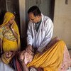 Cuidados sanitarios para la mujer en la India  FotoWorld Bank/Curt Carnemark: