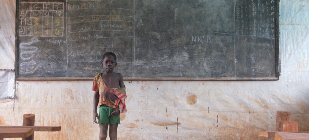 Ребенок из числа   конголезских  беженцев в   ЦАР.  Фото Управления ООН  по координации  гуманитарных  вопросов