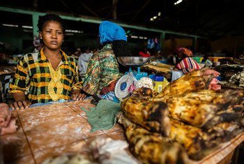 Mercado en Monrovia, Liberai. Foto UNDP/Morgana Wingard