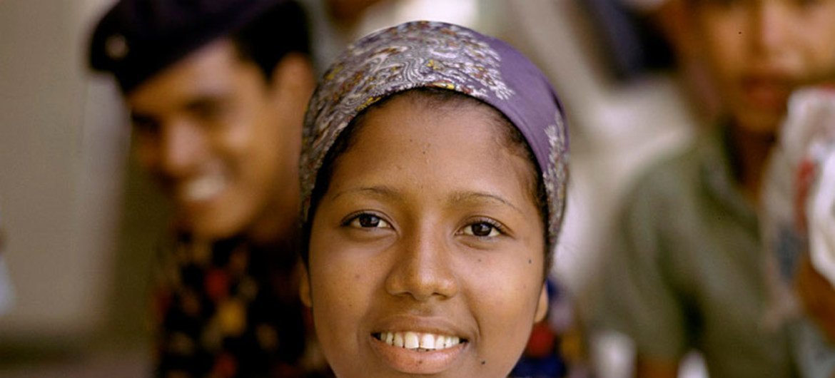 Una mujer joven en Colombia.