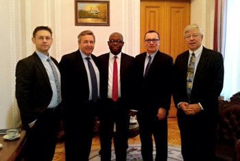 Under-Secretary-General for Political Affairs Jeffrey Feltman (2nd right) with UN delegation prior to meeting with Speaker Volodymyr Hroysman.