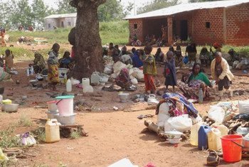 A group of internally displaced people at Yakole in Central African Republic.