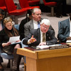 Le Secrétaire général adjoint aux opérations de maintien de la paix de l'ONU, Hervé Ladsous, informe le Conseil de sécurité de l’Organisation sur la situation au Soudan du Sud. Photo : ONU/Mark Garten