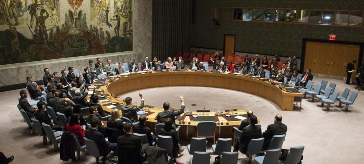 Security Council extends UN mission in Libya until 31 March 2015.