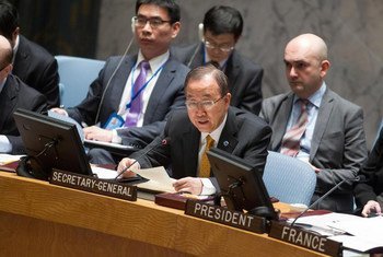 Le Secrétaire général Ban Ki-moon lors d'un débat au Conseil de sécurité sur les victimes d'attaques et d'exactions ethniques ou religieuses au Moyen-Orient, Photo ONU/Loey Felipe