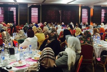 About 250 Libyan women, who gathered in the capital Tripoli, listen to a briefing by Special Representative and head of the UN Support Mission in Libya (UNSMIL) Bernardino León.