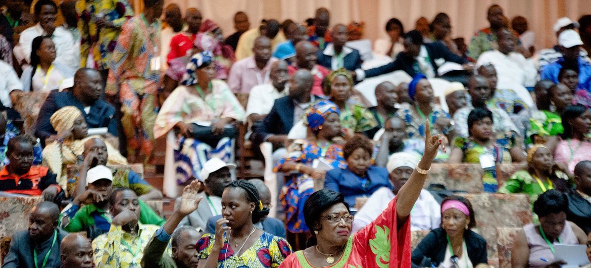 2015年5月，在首都班吉举行的中非共和国国家论坛会场。联合国图片/Catianne Tijerina
