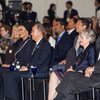 Ban Ki-moon e Irina Bokova (segunda y tercero de derecha a izquierda) durante la adopción de la Declaración de Incheon. Foto: UNESCO