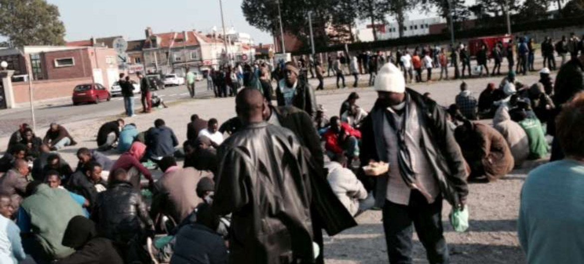 Local volunteer groups help provide hot meals for the increasing numbers of refugees and migrants arriving in Calais, France.