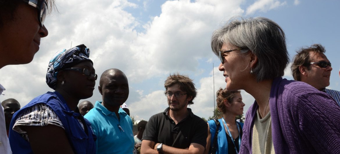 Assistant Secretary-General for Humanitarian Affairs  Kyung-wha Kang (right) on a visit to the Democratic Republic of the Congo (DRC) in 2013.