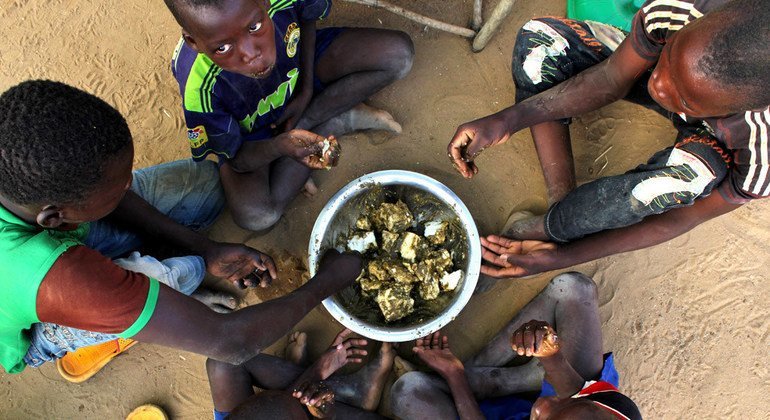 Почвой для жестоких убийств детей на юге Танзании могли стать местные суеверия