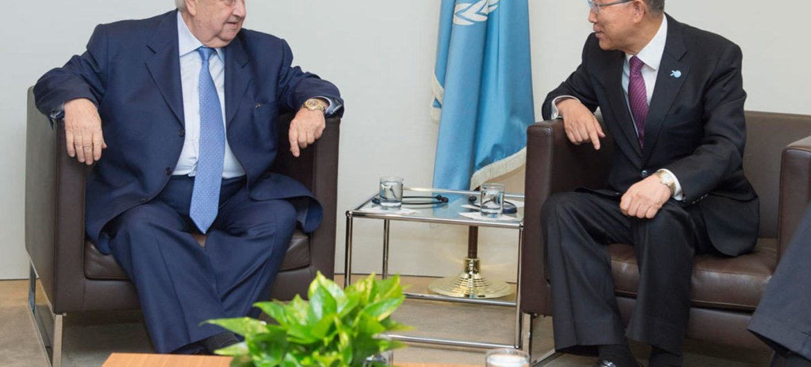Пан Ги  Мун  с  заместителем премьер-министра   Сирии Валидом  Муаллемом