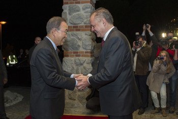 Secretary-General Ban Ki-moon meets with the President of Slovakia, Andrej Kiska, during a visit to the country on 18 October 2015. UN