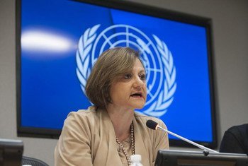La Secrétaire générale adjointe à l'Information, Cristina Gallach, lors d'une conférence de presse à New York. Photo ONU/Kim Haughton