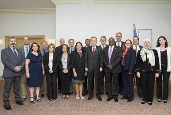Secretary-General Ban Ki-moon (centre) poses for a group photo with members of the UN Country Team serving in Jordan.