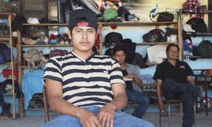José Amilcar, du Salvador, a dû marcher pendant cinq jours après avoir été volé par un gang qui a attaqué un train utilisé par des migrants pour traverser le Mexique.