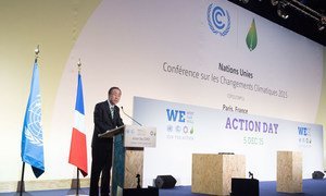 Le Secrétaire général de l'ONU Ban Ki-moon s'exprimant lors de la Journée d'action à la Conférence des Nations Unies sur les changements climatiques. 5 décembre 2015. Photo ONU/Eskinder Debebe