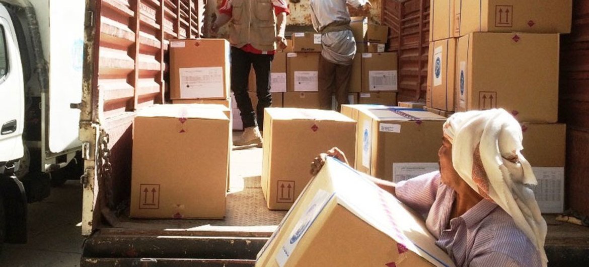运往也门的医疗物资。世卫组织图片