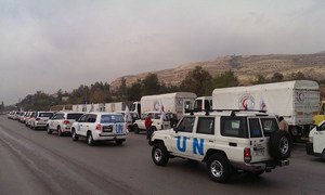 Un convoi humanitaire sur la route vers la ville assiégée syrienne de Madaya. Photo/ BCAH Syrie