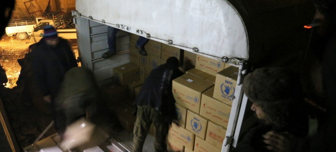 وصول مساعدات إنسانية إلى مضايا وكفريا والفوعة