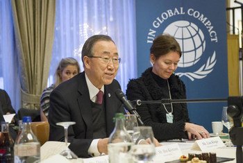 Le Secrétaire général, Ban Ki-moon, participe à une réunion dans le cadre du Contrat mondial de l'ONU sur la coopération entre le secteur privé et l'ONU, à Davos, en Suisse. 20/1/2016.Photo ONU/Rick Bajornas