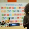 المغنية المالية اينا مودجا خلال فعالية  خاصة  بالقضاء على ممارسة ختان الإناث. المصدر: الأمم المتحدة / مانويل الياس