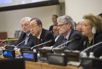 Генеральный секретарь   выступает с брифингом перед  Генеральной Ассамблеей Фото  ООН