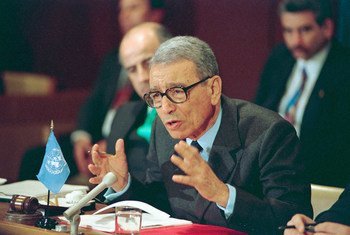 Secretary-General Boutros Boutros-Ghali is shown addressing a press conference at United Nations Headquarters on 1 February 1994.