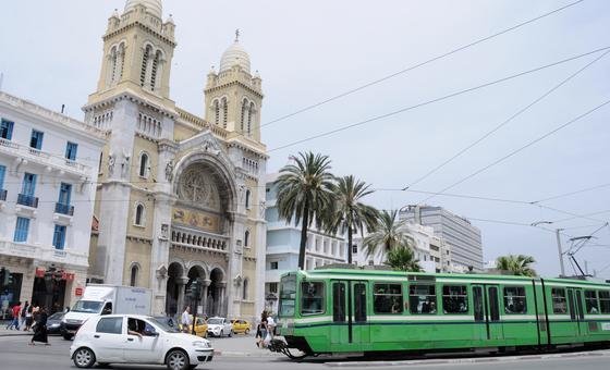 Tunisia: Pakar PBB mendesak tindakan cepat untuk menegakkan hak-hak migran