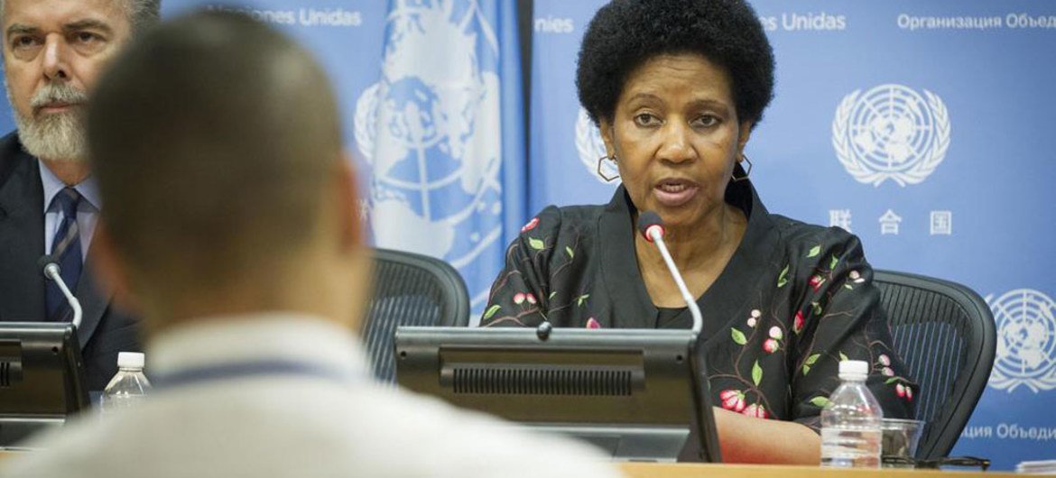 بومزيلي ملامبو نوكا، المديرة التنفيذية لهيئة الأمم المتحدة للمرأة. صور الأمم المتحدة/لوي فيليبي.