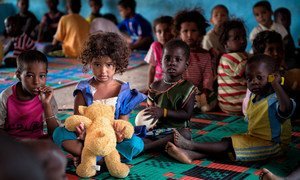 At the Mbera refugee camp in Mauritania, pre-school children attend child-friendly spaces, where they benefit from recreational activities and psychosocial support.