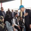 من الأرشيف: الأمين العام في مخيم الزعتري للاجئين السوريين في الأردن. الصورة: مارك غارتن-الأمم المتحدة