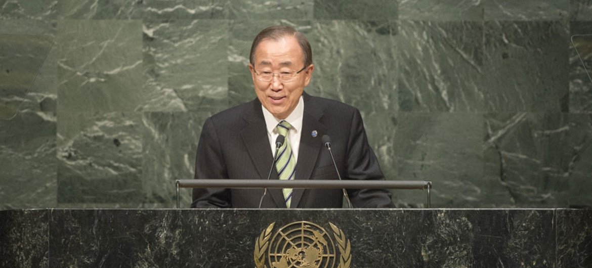 الأمين العام للأمم المتحدة بان كي مون في افتتاح مراسم توقيع اتفاق باريس